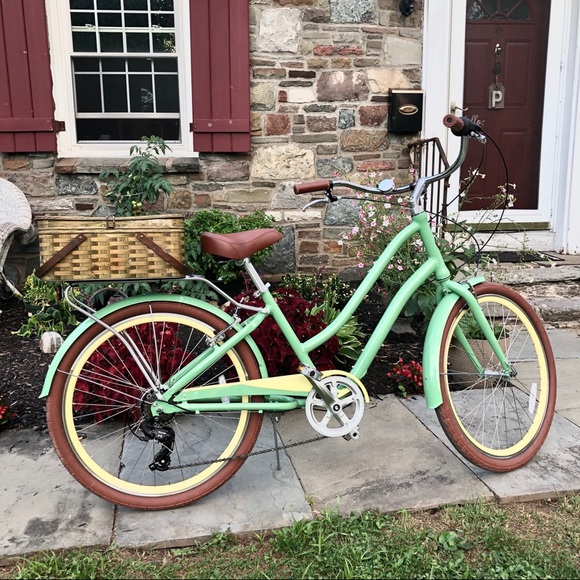 Hello and Welcome To This Librarian’s Collection! - Picture 2 of 4